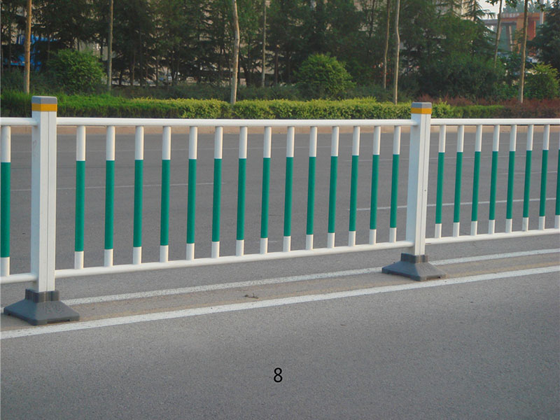 道路隔離護(hù)欄